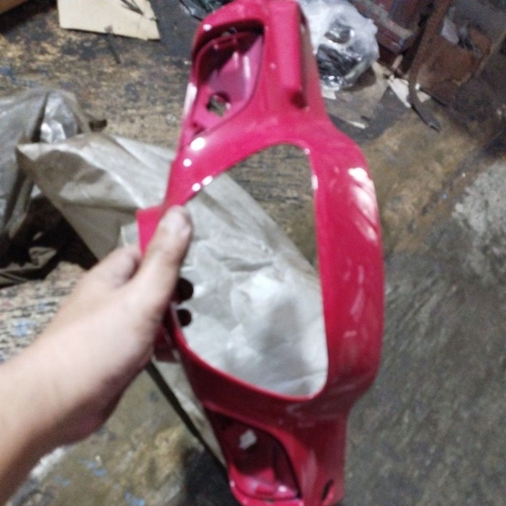 Cover Depan Shogun Merah Cover lampu depan Shogun 110 Merah Batok Shogun 110 Merah Original Sgp Japa