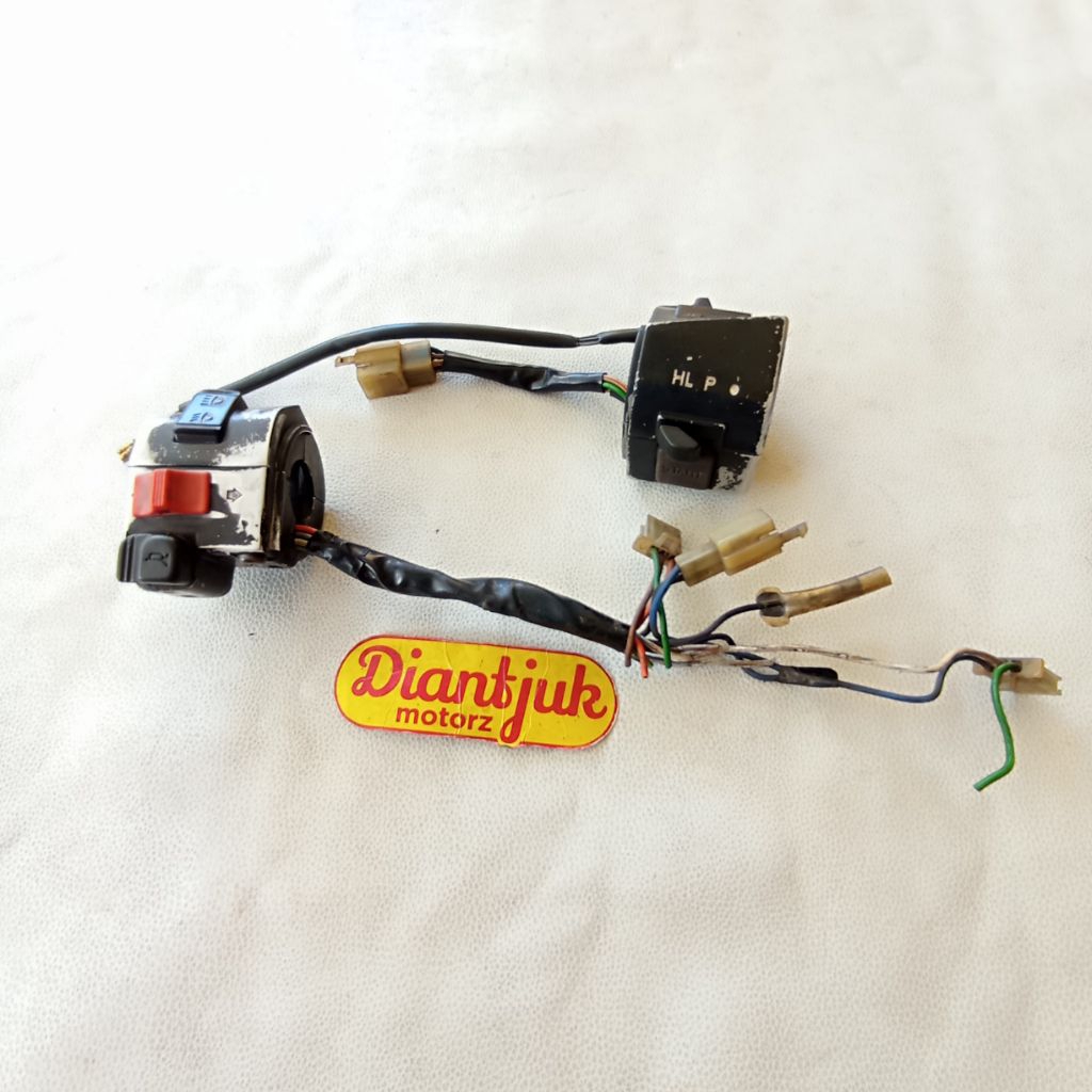 Holder Saklar Kanan Kiri Set Honda Astrea Grand Legenda KGD Original Bekas