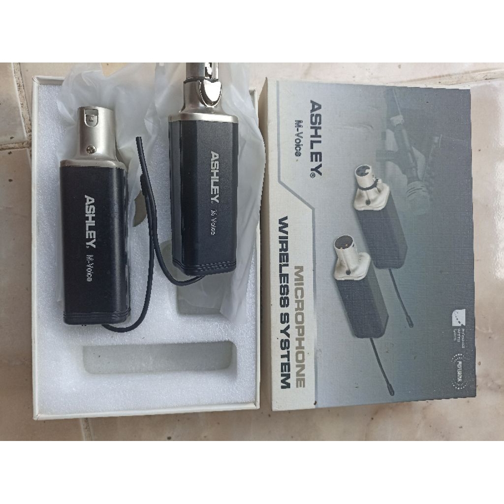 Wireless microphone Ashley M-Voice