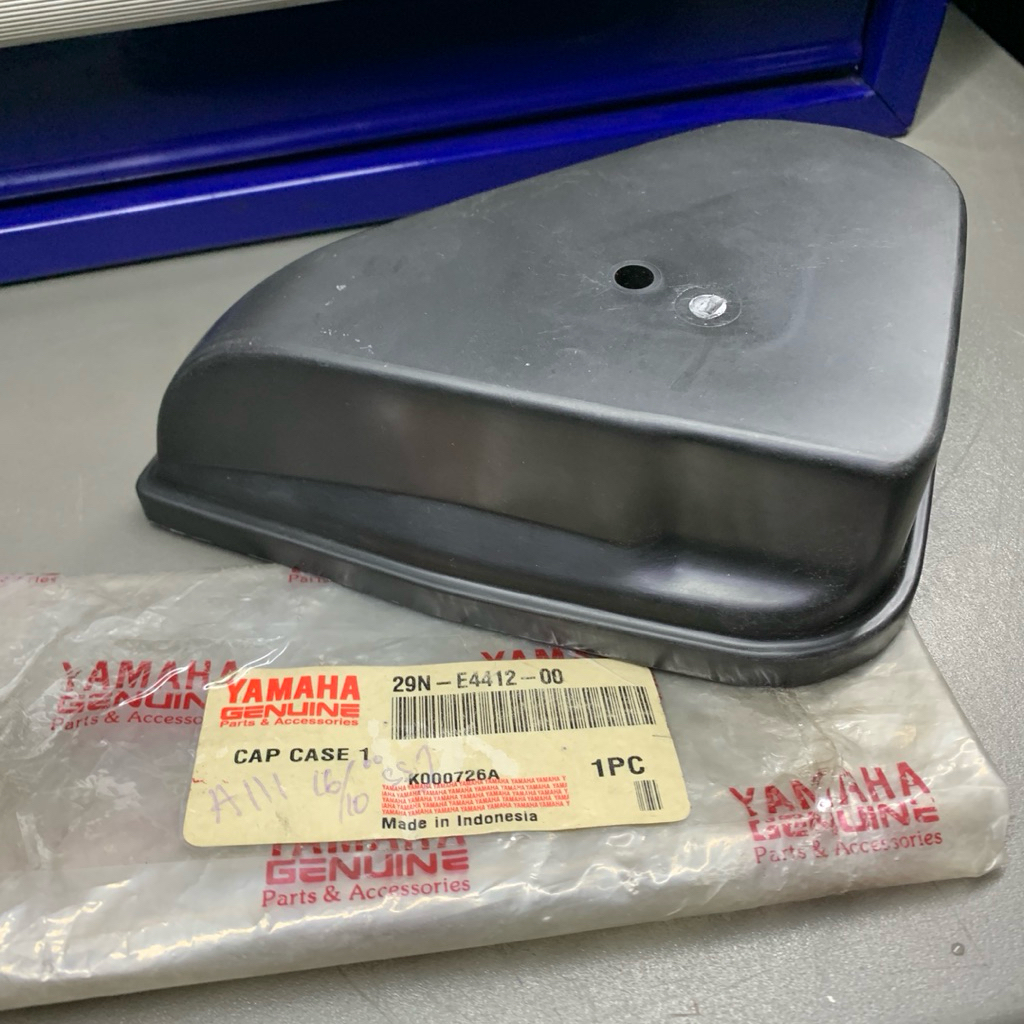 Cover Tutup Box Filter Penutup Busa Saringan Udara Yamaha RXK RX King YAMAHA GENUINE PARTS / YGP 29N