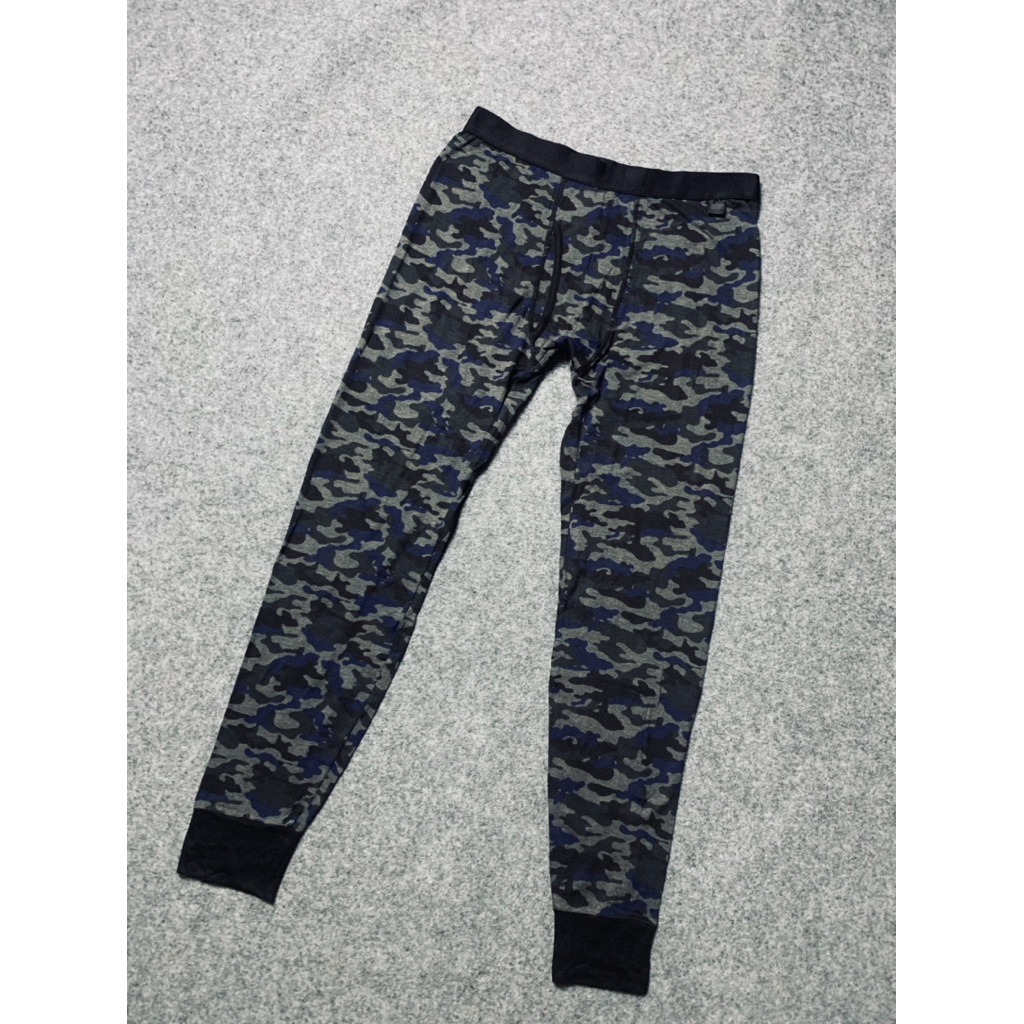 Uniqlo Heattech Extra Warm Camo L