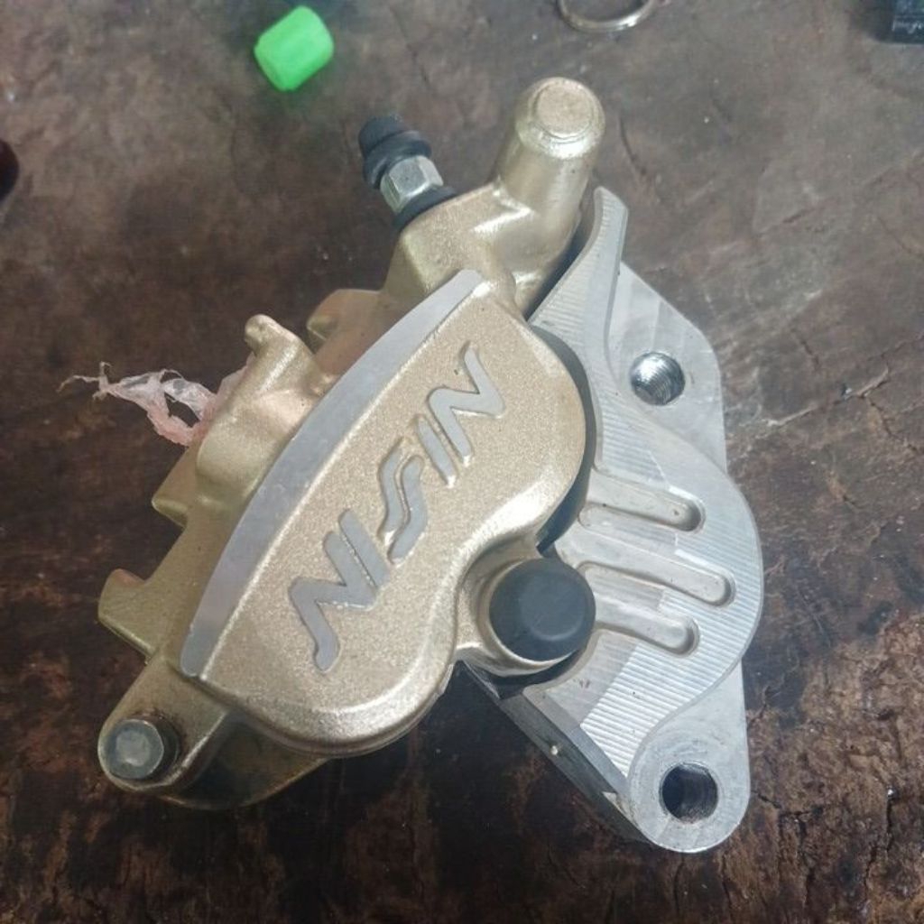 breket kaliper nissin rx king kaliper set breket rx king new atau rx king tahun muda