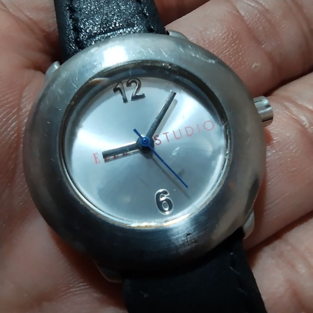 jam tangan Elle Studio. Elle 