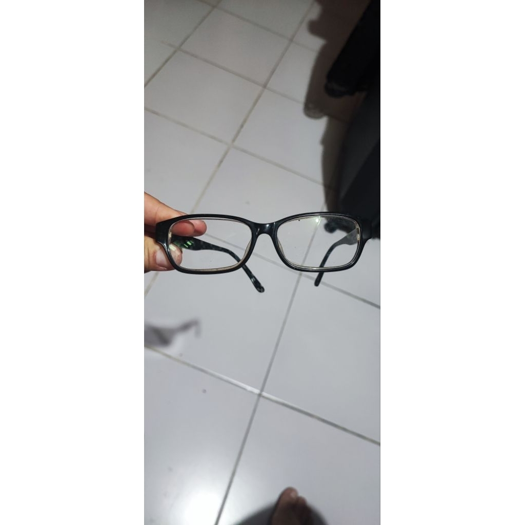 kacamata giordano kotak