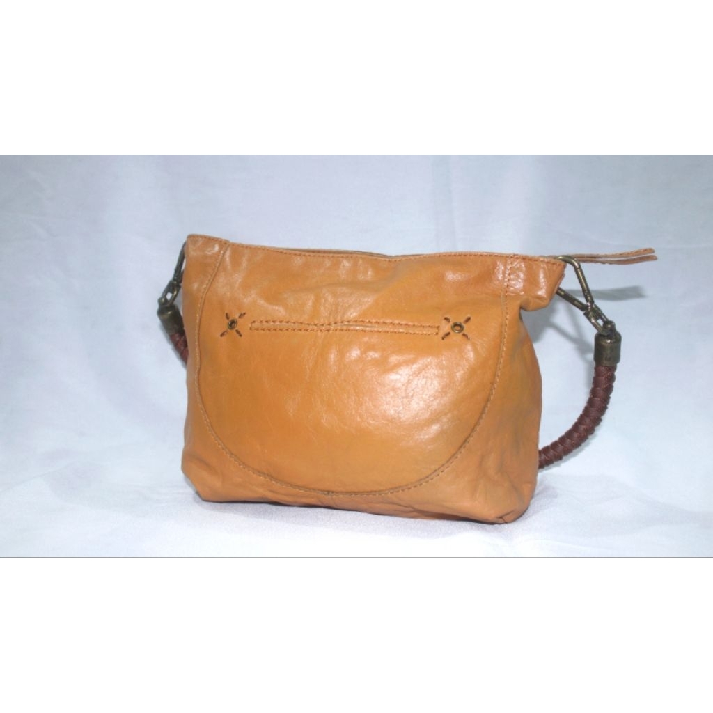 Tas Kulit merk The Sak