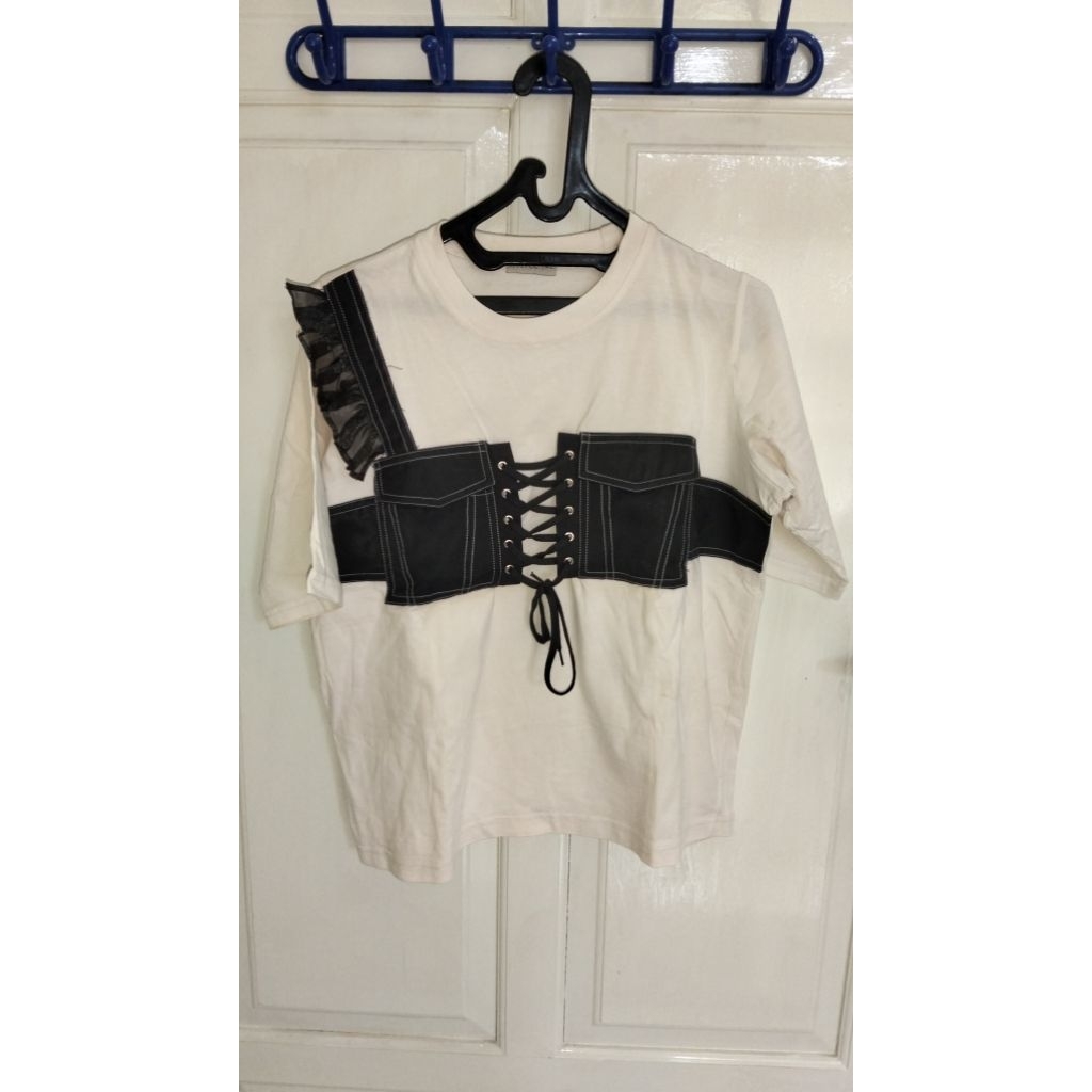 Melvee  Kaos Preloved