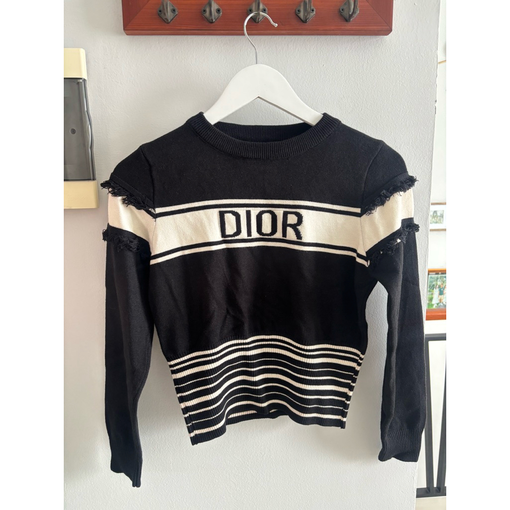 Preloved Sweater Wanita Dior