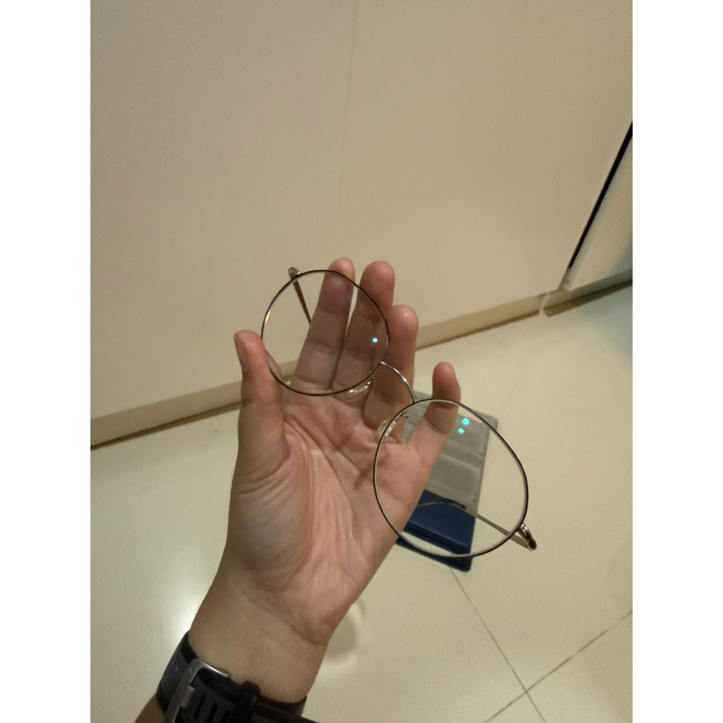 preloved frame kacamata moleskine (beli di optik melawai)