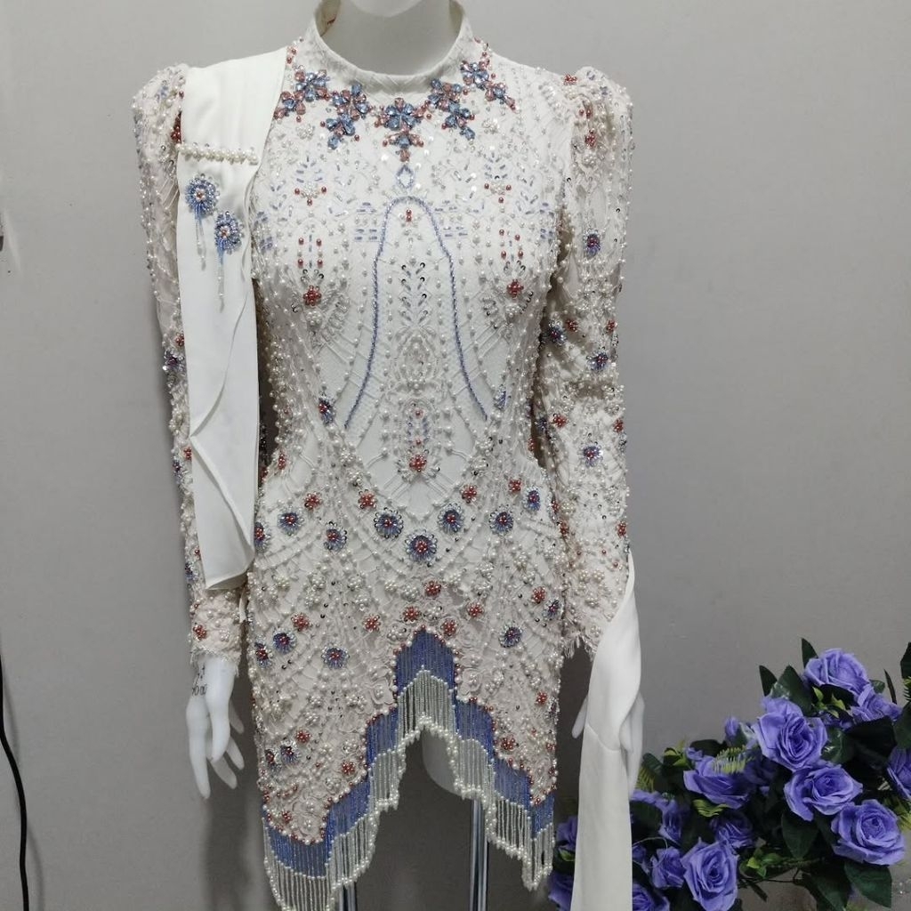 kebaya chantily payet pasir MGB - kebaya chantily wisuda tunangan