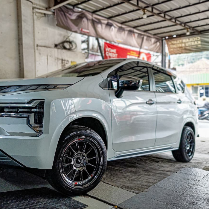 Paket Velg Plus Ban Hsr Ameth Ring 17 untuk mobil xpander terios camry civic accord innova dll