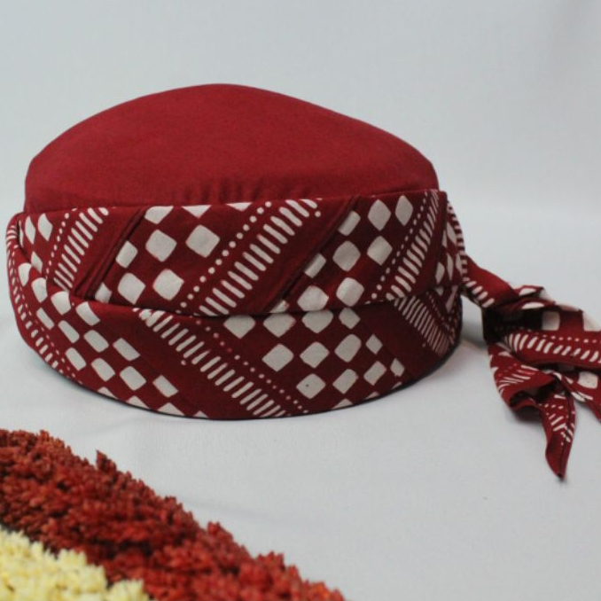 Poleng Sogan / Peci Batik Jogokaryan / Jogokarian / Peci Batik Khas Yogyakarta