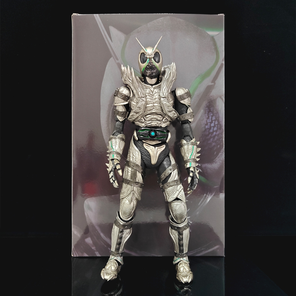 Action Figure Kamen Rider Shadow Moon Black Sun Ver. - Model Pajangan Artikulasi Tinggi dengan Fitur