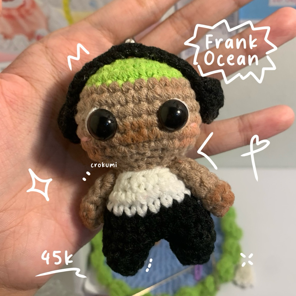 KEYCHAIN CROCHET RAJUT — Frank Ocean
