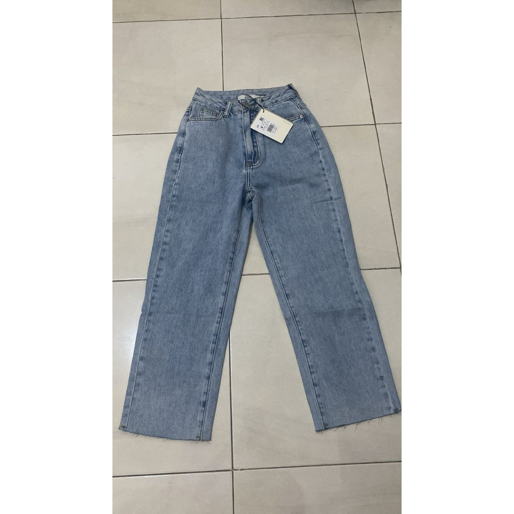 NEW - Love Bonito Aurelie Denim Jeans