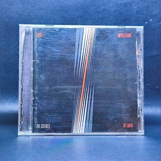 CD THE STROKES - FIRST IMPRESSIONS OF EARTH IMPORT ORIGINAL