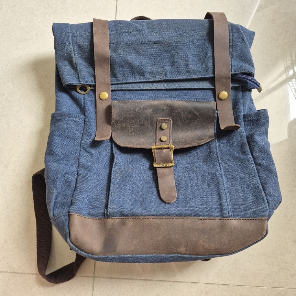 Preloved Backpack Zapatos