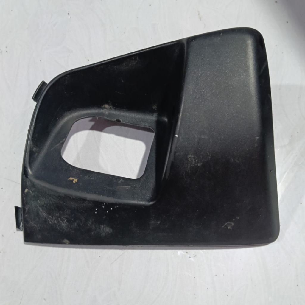 cover tutup laci bagian kanan HONDA PCX 125/150 CBU THAILAND BOHLAM original KWN