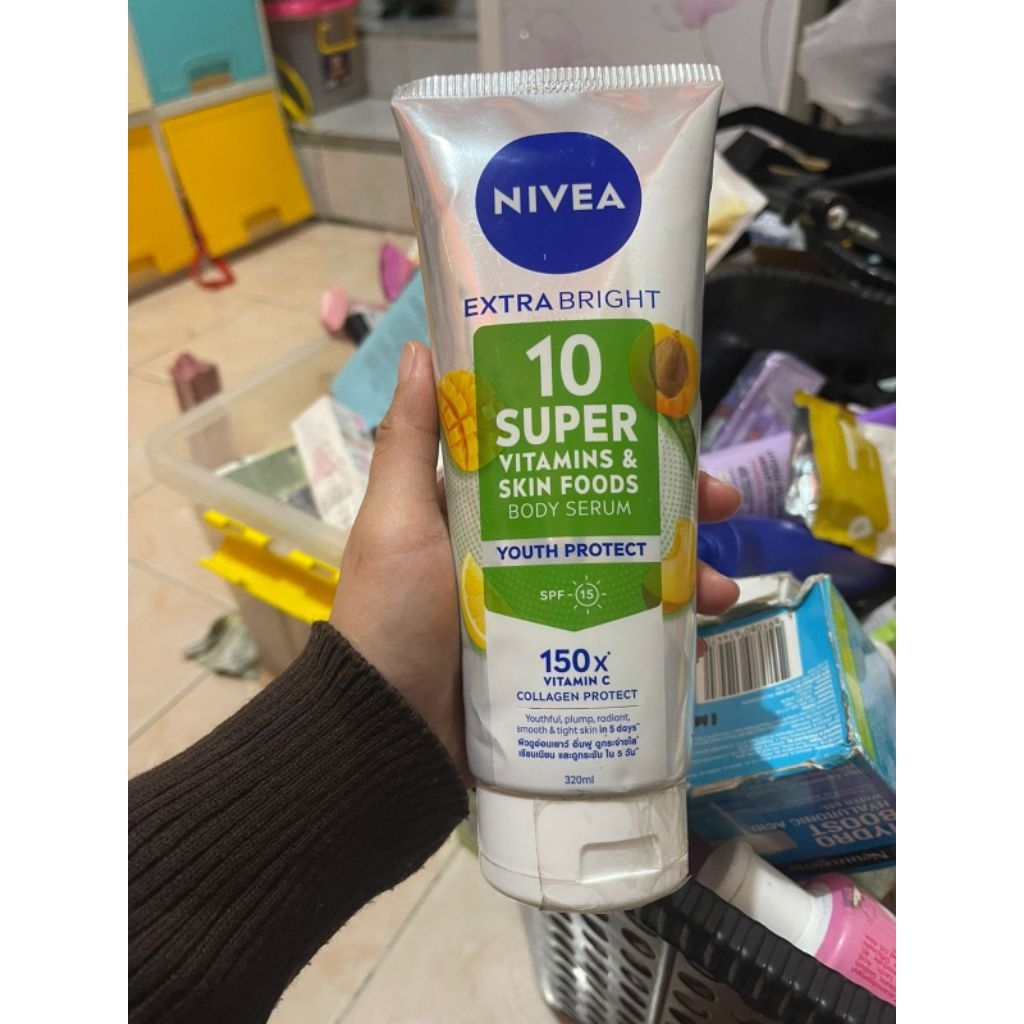Handbody Nivea extra bright youth protect spf15 320ml thailand