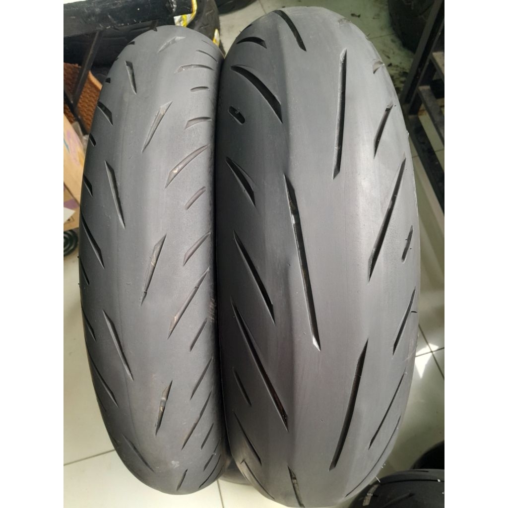 Battlax s22...120/70+160/60-17