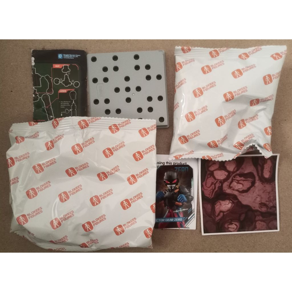 Blokees Ultraman Shining Version 11 (SV11) - Tector Gear Zero (OFC)