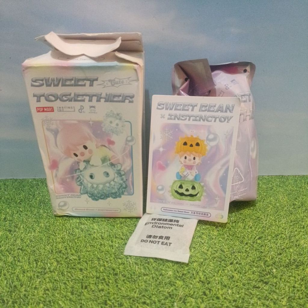 Pop Mart Sweet Bean x Instinctoy Halloween Inc Sweet Bean