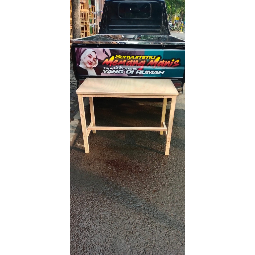 meja makan 80x60x75cm