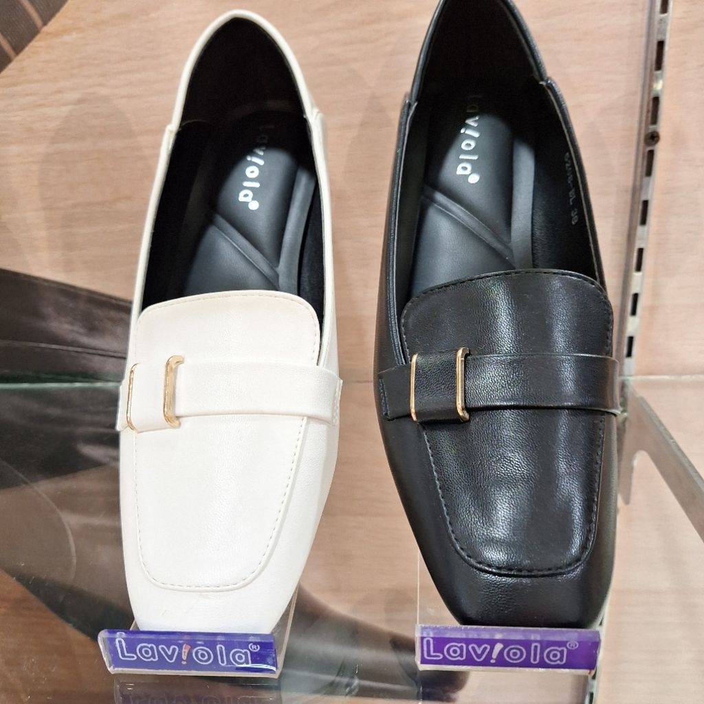 SEPATU FORMAL KERJA PUTIH & HITAM HAK 3CM LAVIOLA