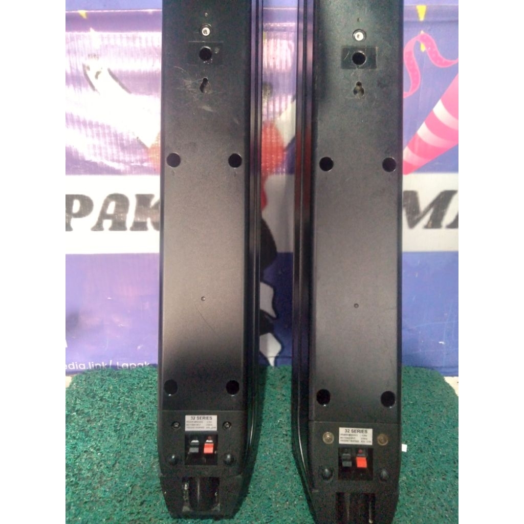 Speaker Pasif Polytron.