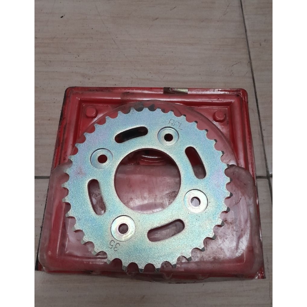 Gear Belakang Supra X 125 ori Ahm