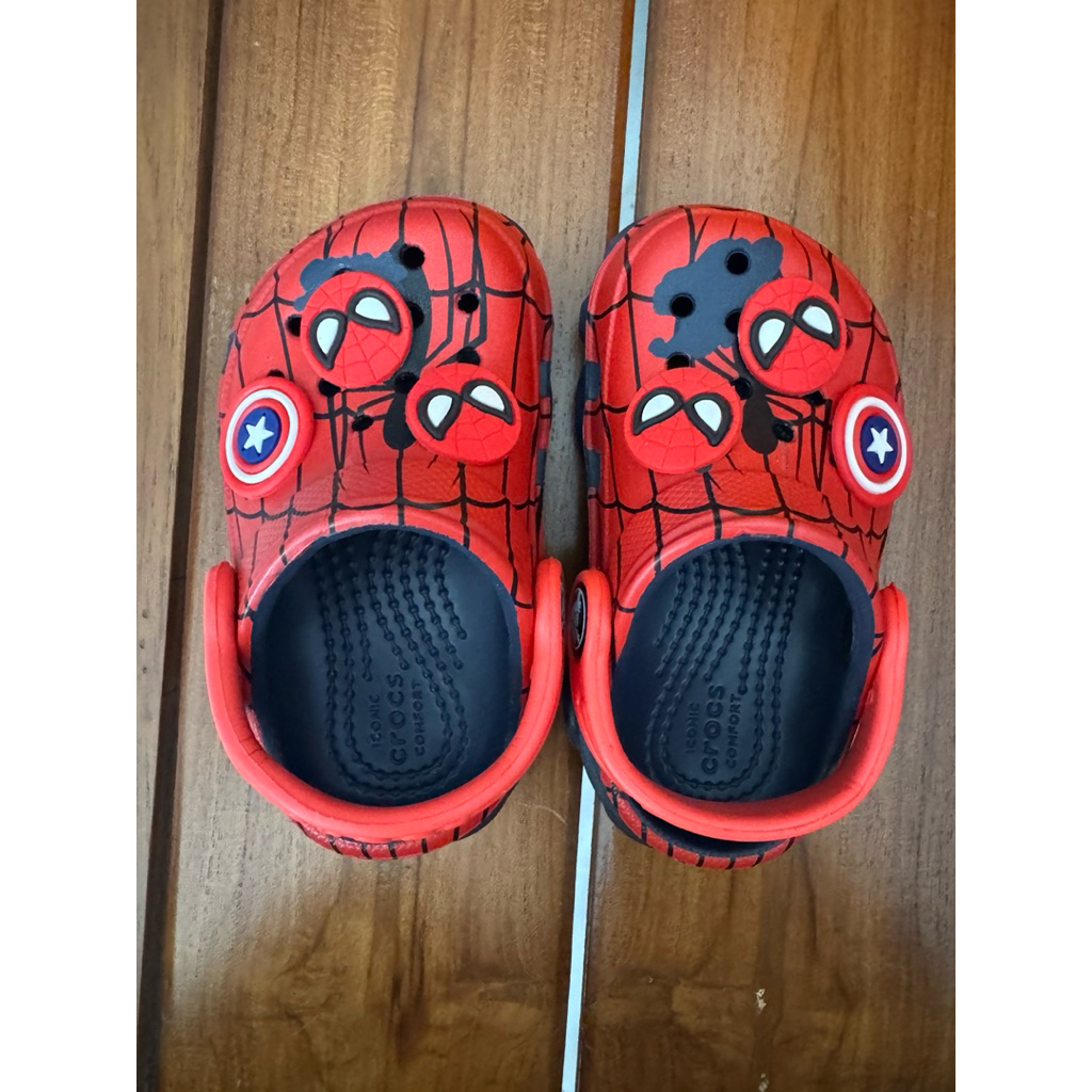 (preloved) crocs spiderman c5 sepatu anak laki-laki