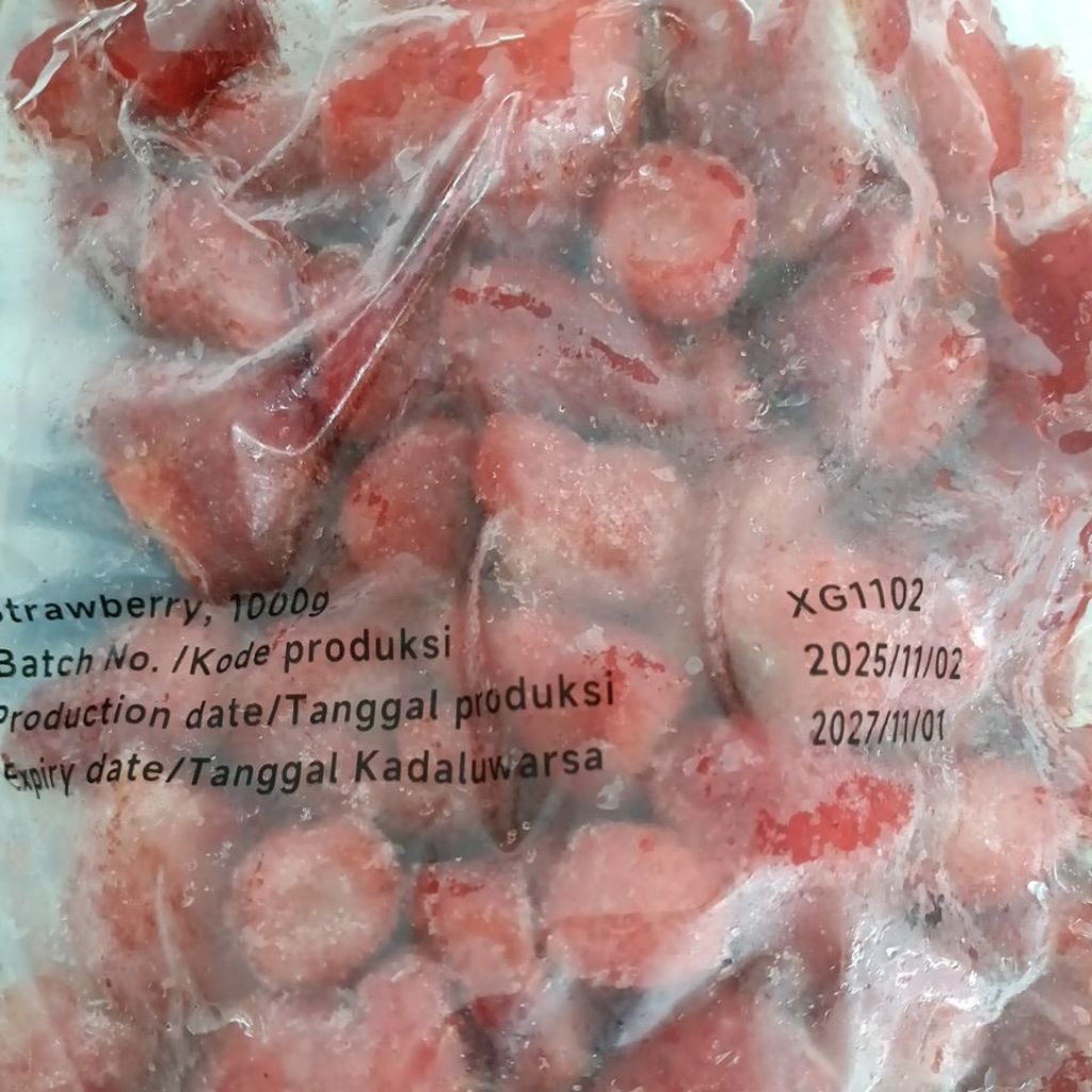 Strawberry Frozen 1Kg / Buah Strawberry Beku Frozen 1Kg / Buah Strawberry Beku Import 1Kg