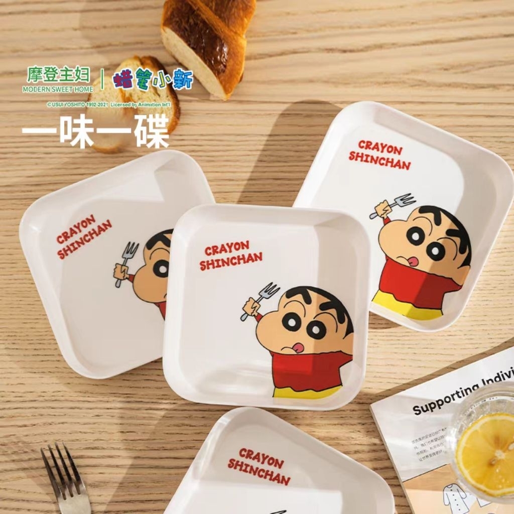 Piring Shinchan Set Plastik