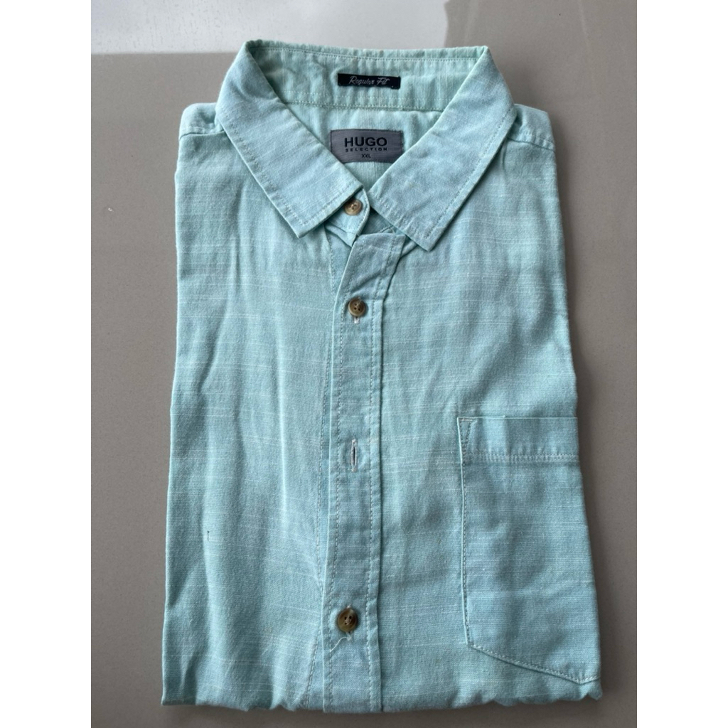Preloved Kemeja Lengan Pendek Hugo Selection UK XXL