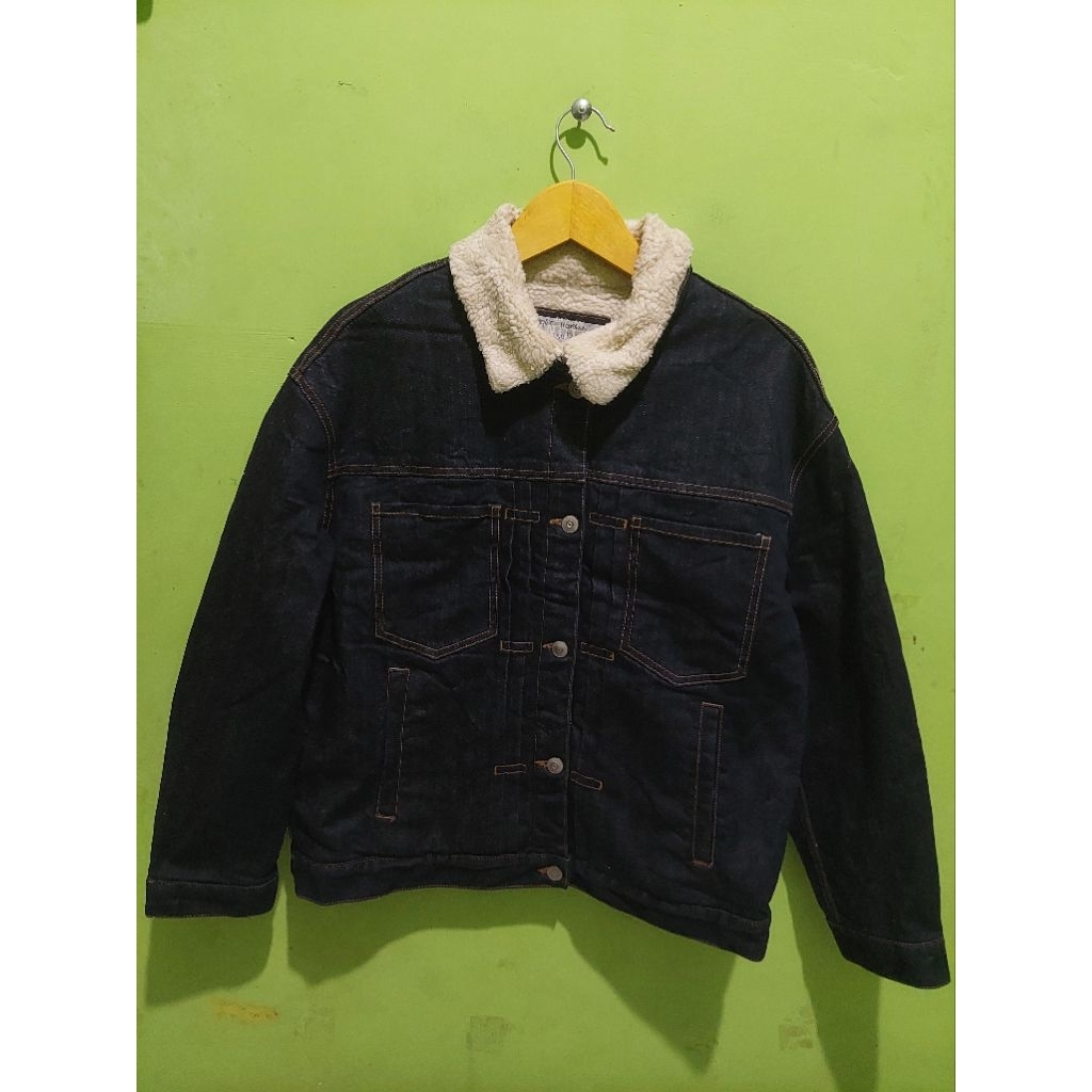 jacket trucker denim jeans work jacket preloved Spao Sherpa bulu