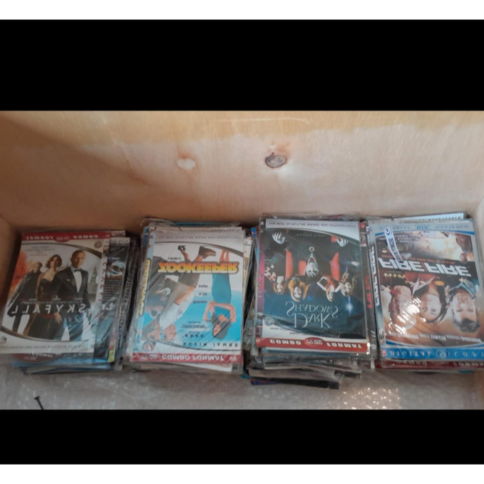 Dijual Borongan 178 pcs - CD/DVD Film Berbagai Judul