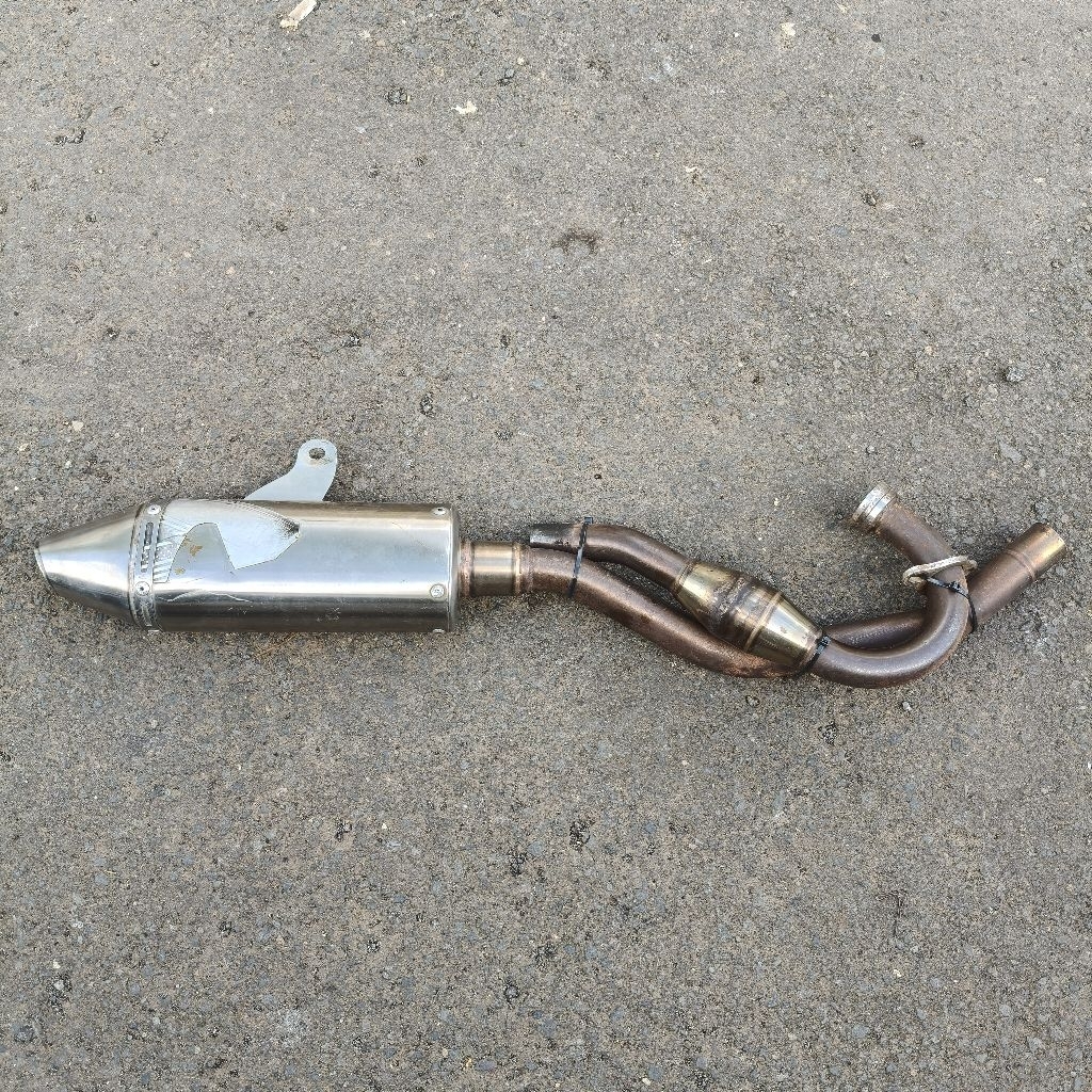 Knalpot racing KLX 150 (bekas)