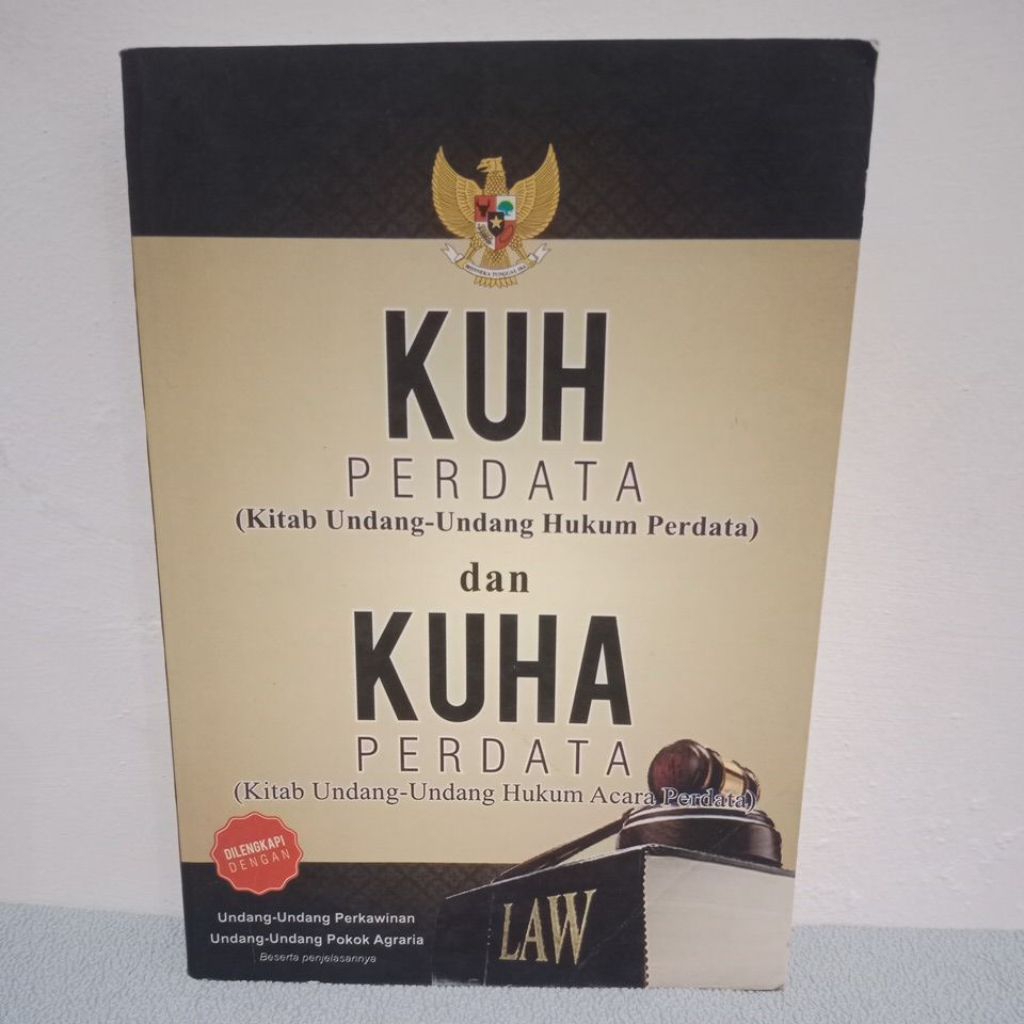Buku Hukum Original KUH PERDATA & KUHA PERDATA by Pustaka Buana