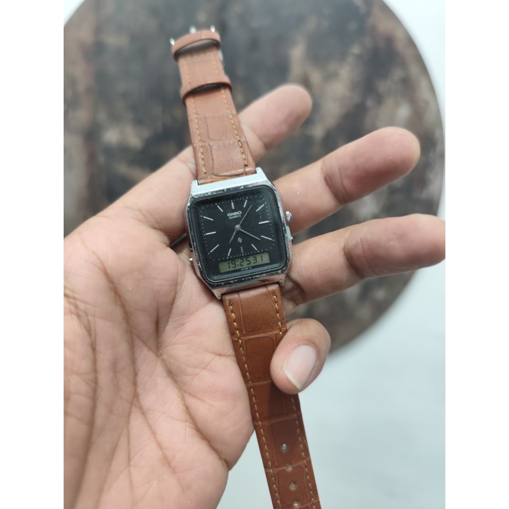 Lorus second original