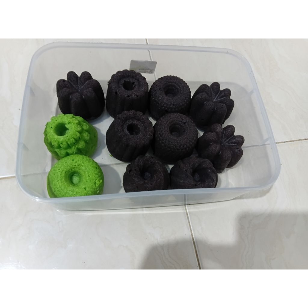 Bolu kukus ketan hitam/pandan