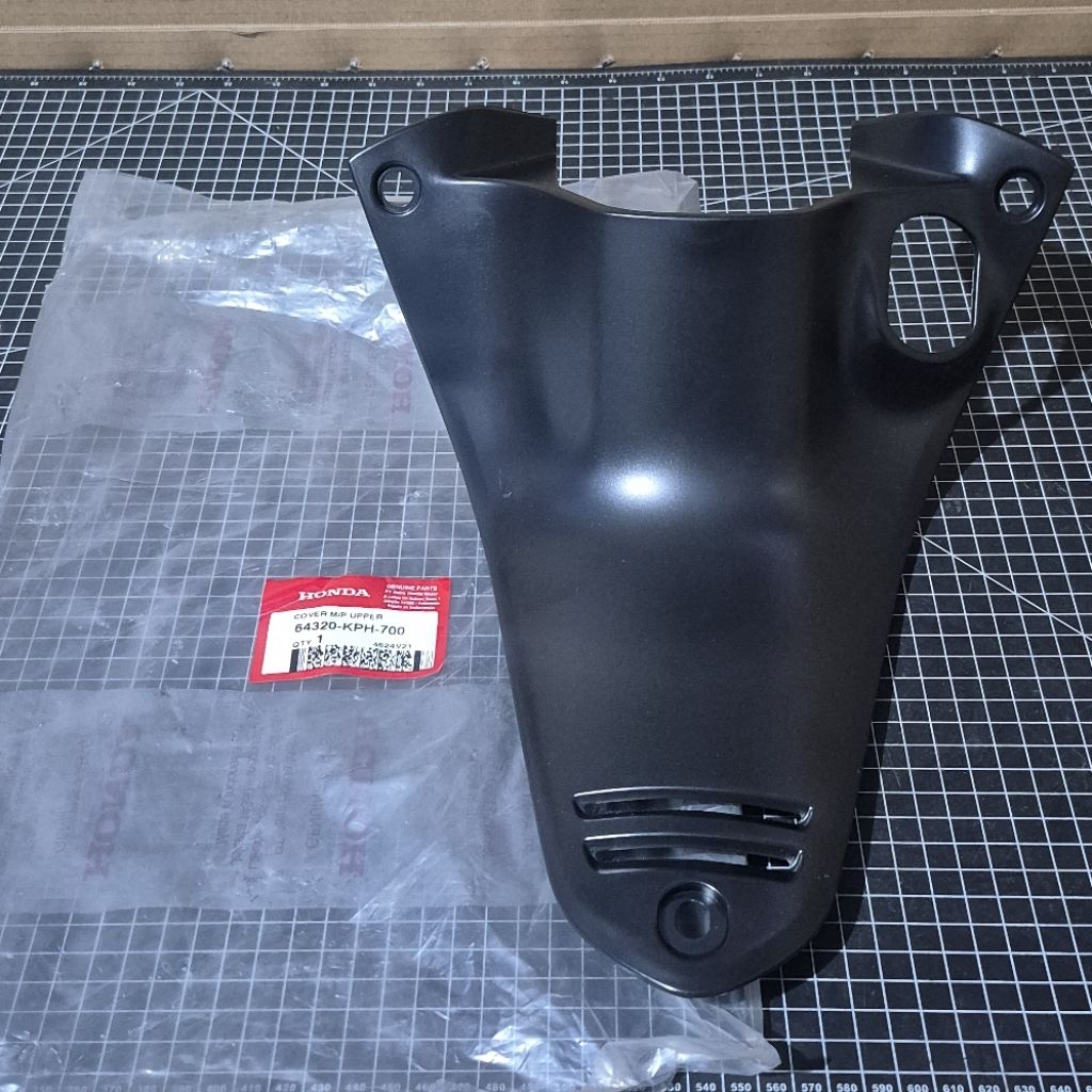 Cover legshield dek kontakk honda supra X125 X 125 original ahm honda 64325-KPH-700