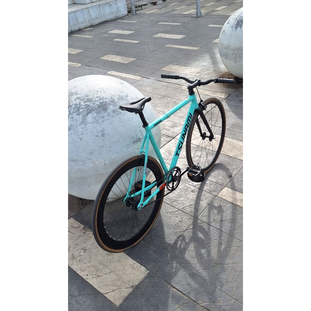 Sepeda fixie Tsunami Original SNM100 soze L 55 Full Bike second