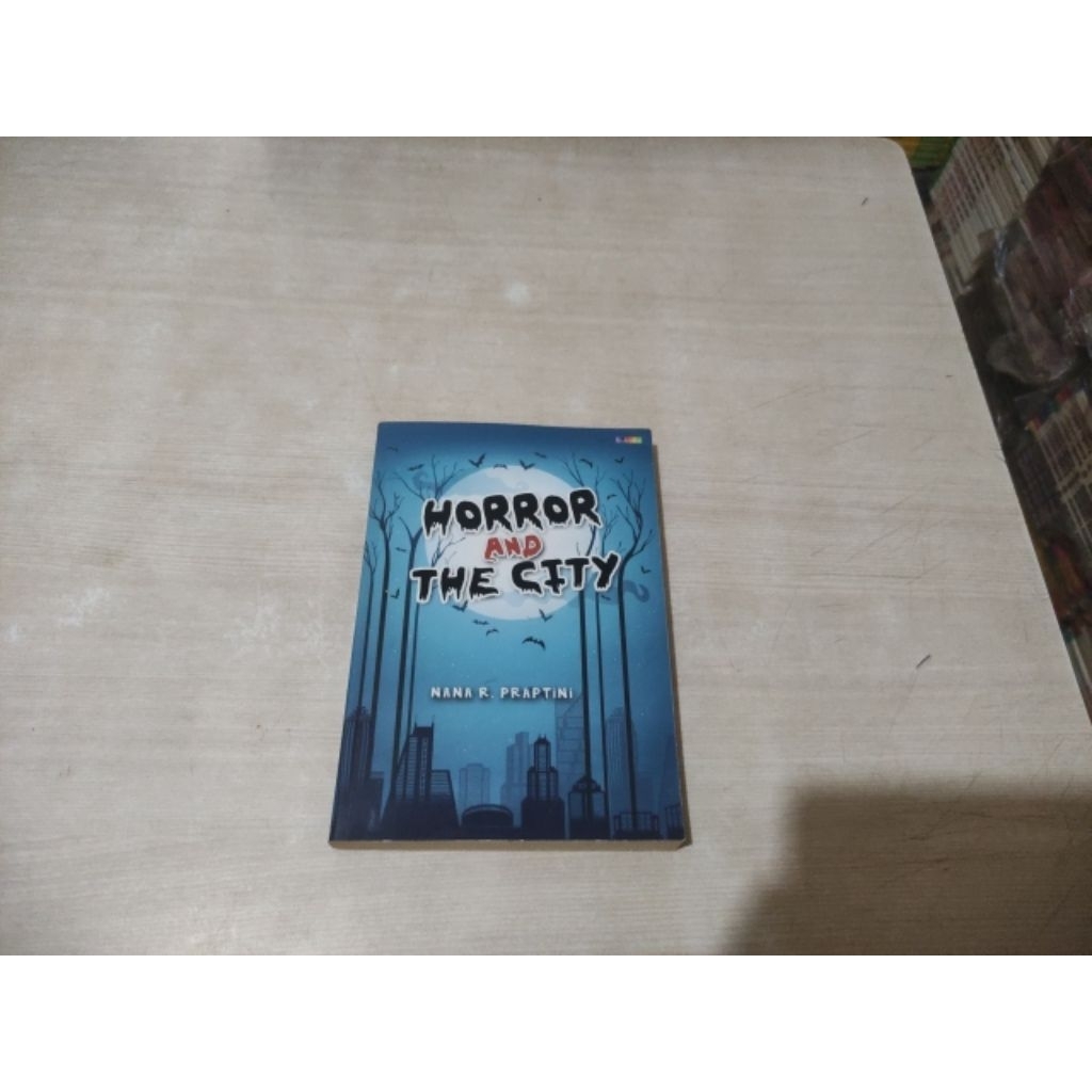 HORROR AND THE CITY. (novel Indonesia)