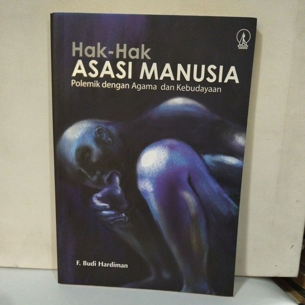 HAK -HAK ASASI MANUSIA Polemik Dengan Agama dan Kebudayaan