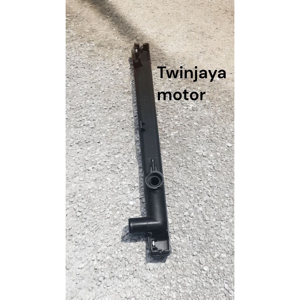 upper tank radiator escudo 1,6/cover radiator escudo