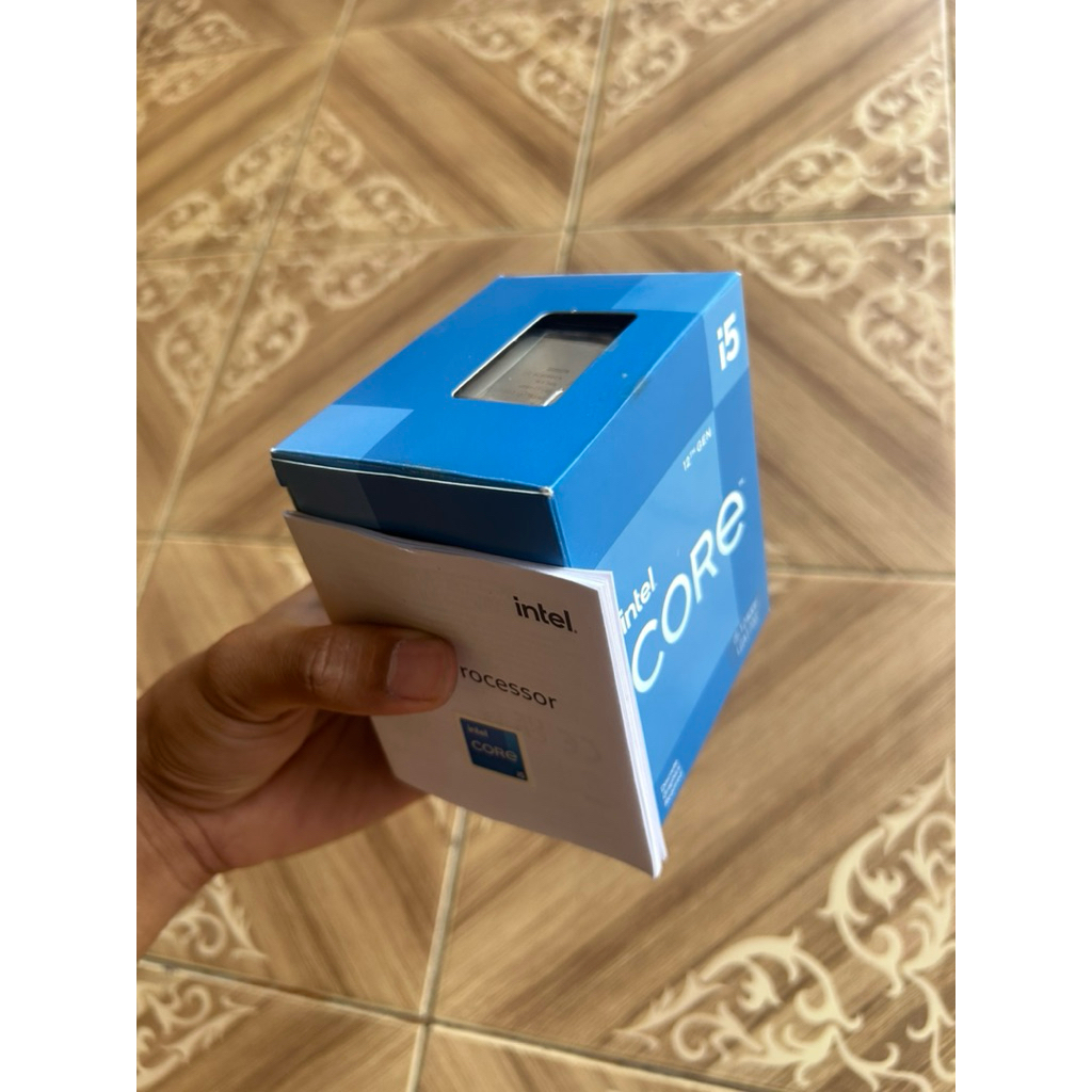 Intel i5 12400F second box