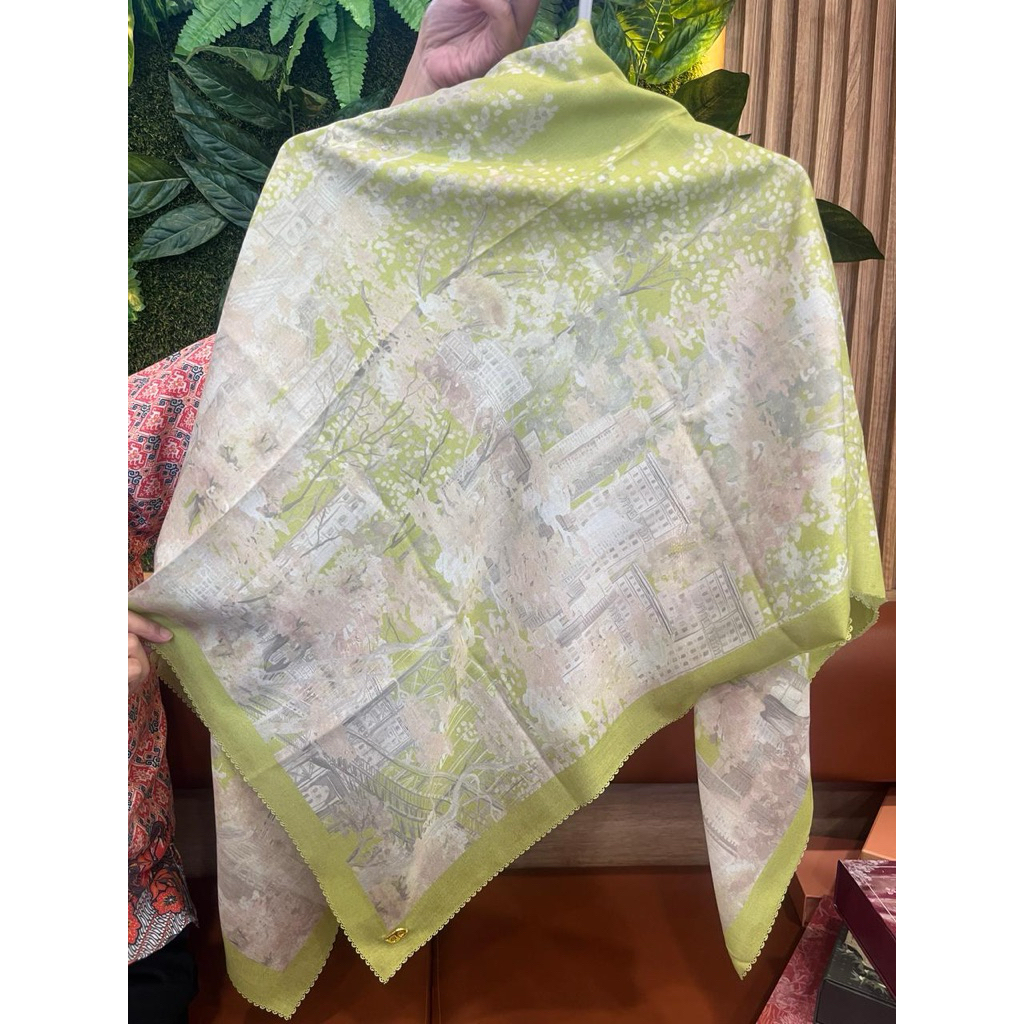 Buttonscarves New York