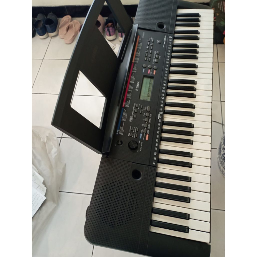 Keyboard Yamaha PSR E263
