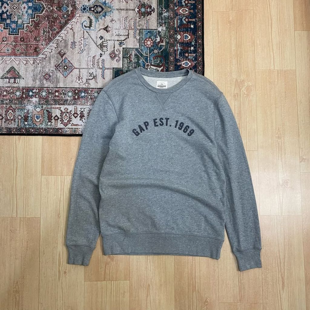 crewneck gap