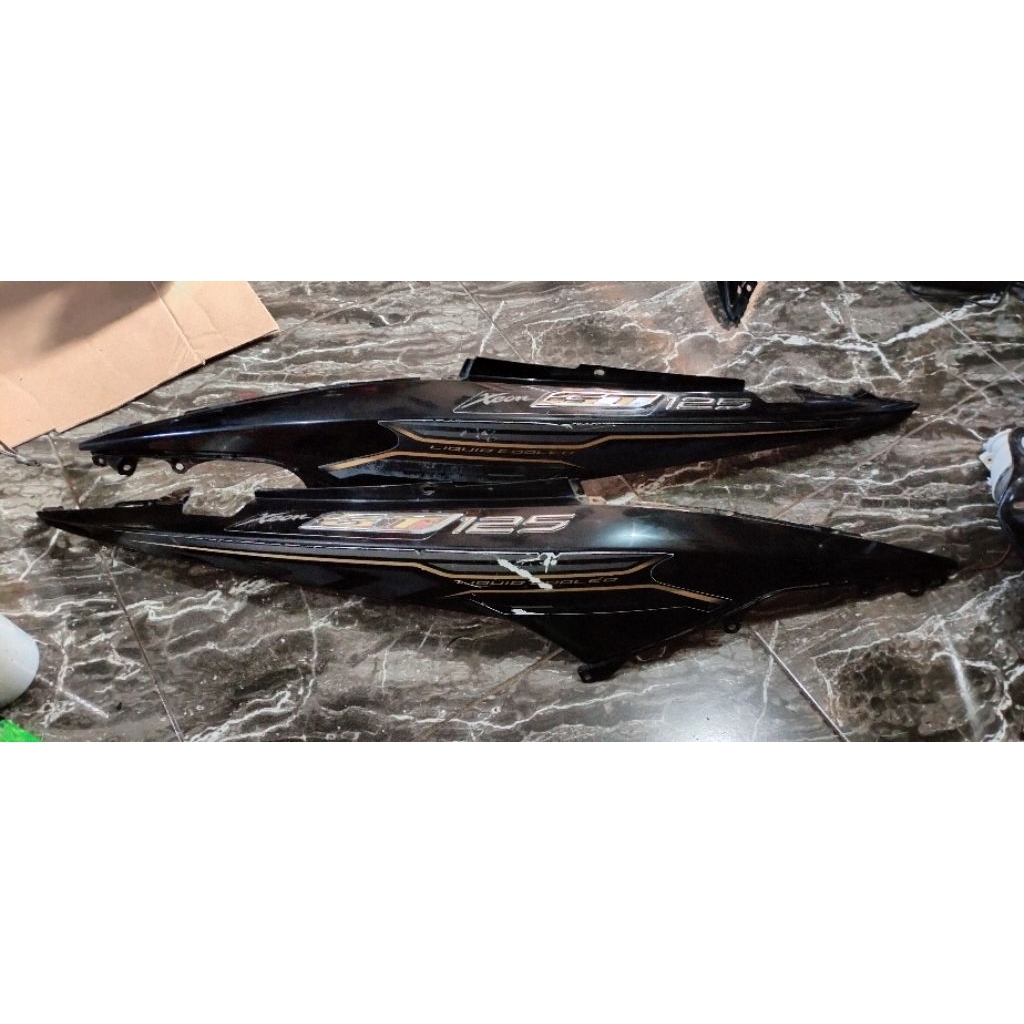 cover bodi belakang Yamaha Xeon GT 125 Xeon karbu