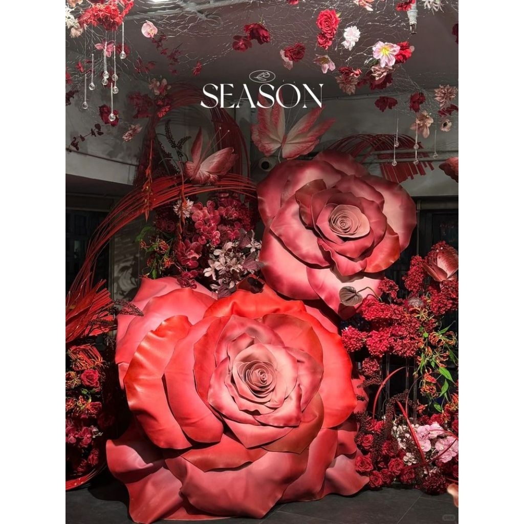 BACKDROP GIANT FLOWER/ BUNGA BACKDROP JUMBO HIAS WEDDING DEKORASI / EVEN ORGANIZER